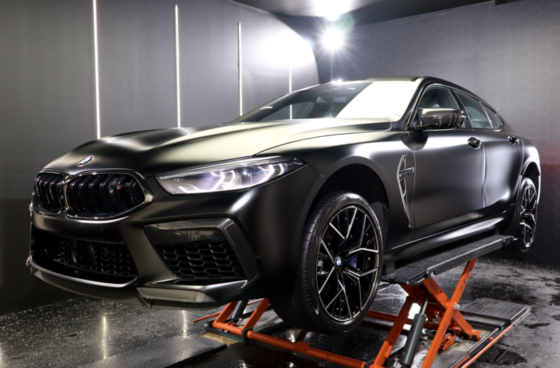 Film PPF STEK tự động loại bỏ các vết trầy xước nhỏ