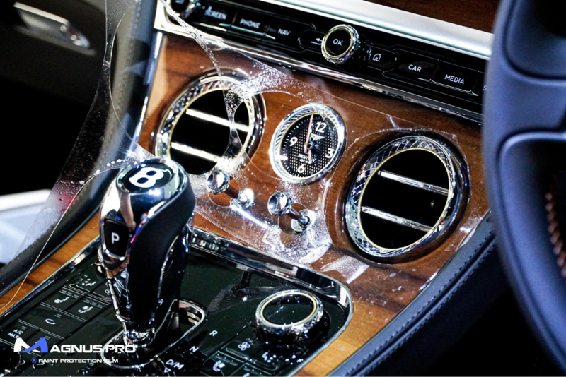 Dán PPF ô tô cho các chi tiết nhỏ và tăng độ thẩm mỹ xe