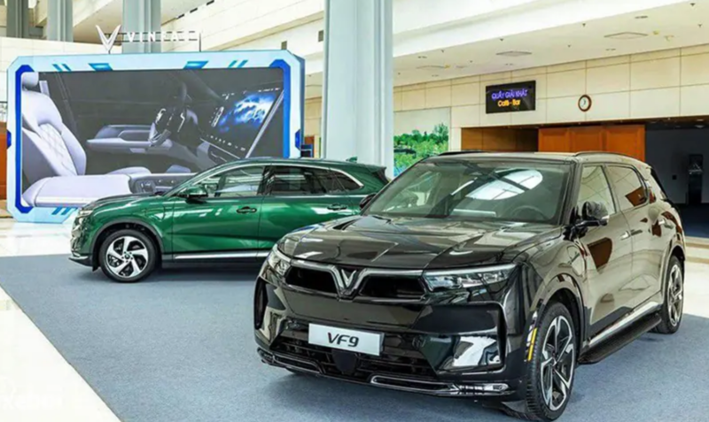 Dán PPF ô tô cho Vinfast VF9 sử dụng màng bảo vệ dày dặn chống trầy xước