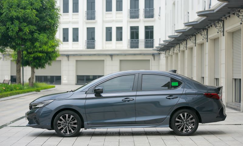 Dán PPF cho xe Honda City sử dụng màng bảo vệ dày dặn chống trầy xước