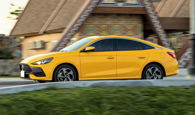 Dán PPF ô tô cho xe MG5 - Sự lựa chọn hoàn hảo cho xế yêu