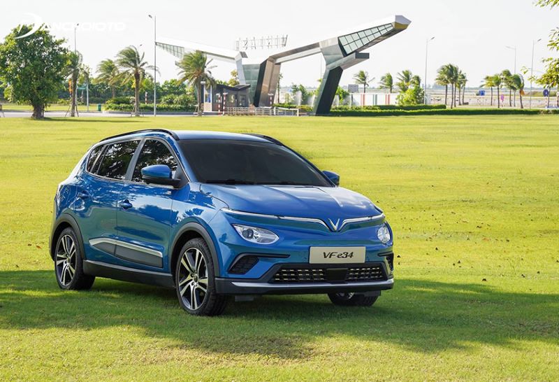 Dán PPF ô tô cho xe Vinfast VF e34 bảo vệ tối ưu lớp sơn zin