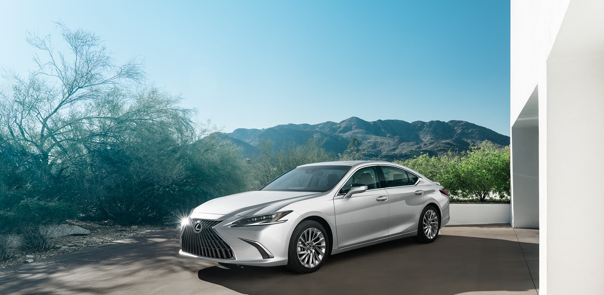 Dán PPF cho xe Lexus ES 250: Bảng giá mới nhất