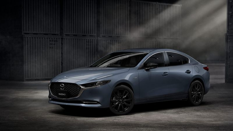 Dán PPF cho xe MAZDA 3 - Sự lựa chọn hoàn hảo cho xế yêu