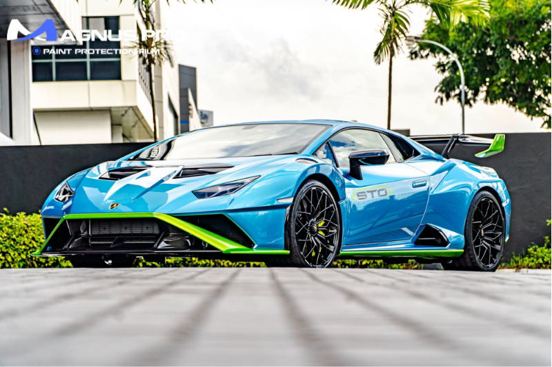 PPF ô tô được sử dụng để bảo vệ bề mặt sơn xe hơi khỏi trầy xước, va đập 