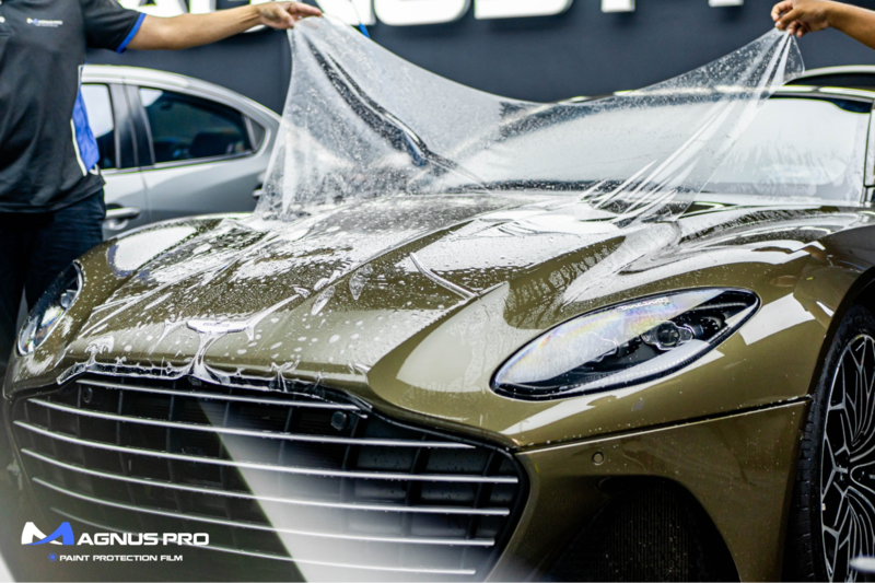 Dán PPF cho ô tô giữ độ bóng sáng như mới