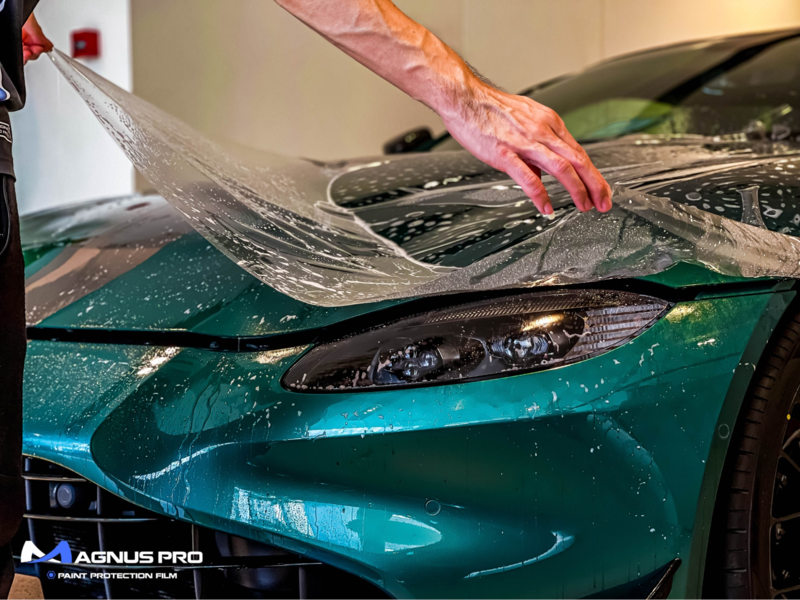 Kỹ thuật viên dán PPF ô tô tại Đà Lạt chuyên nghiệp