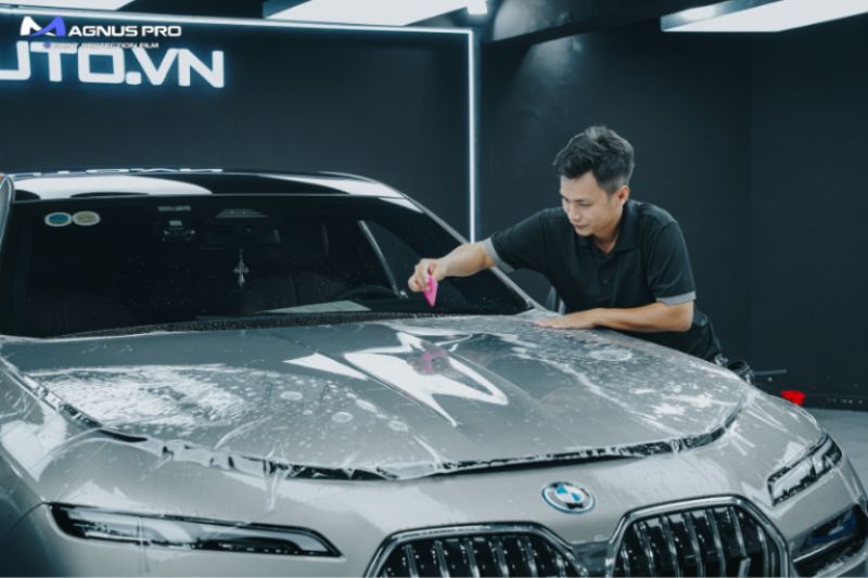 Dán PPF Magnus Pro bảo vệ sơn xe vượt trội