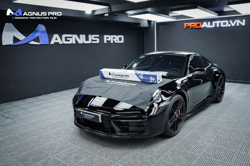 Porsche 911 dán phim cường lực Magnus Pro